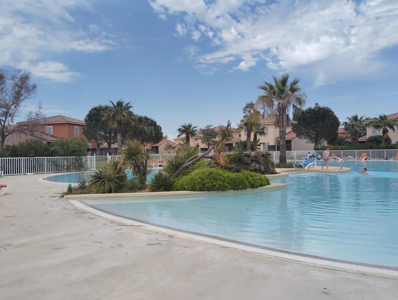 Le Domaine Du Golf ***. Lieu-Dit Launac-Le-Vieux 1 Chemin De L'Aire 34690 Fabrègues Dış mekan fotoğraf
