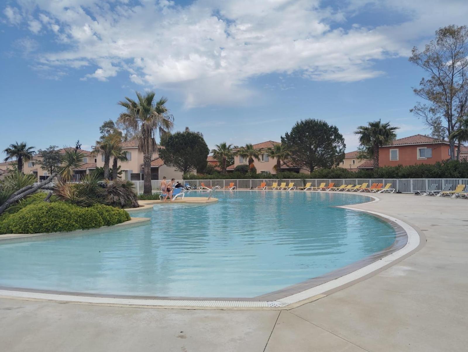 Le Domaine Du Golf ***. Lieu-Dit Launac-Le-Vieux 1 Chemin De L'Aire 34690 Fabrègues Dış mekan fotoğraf